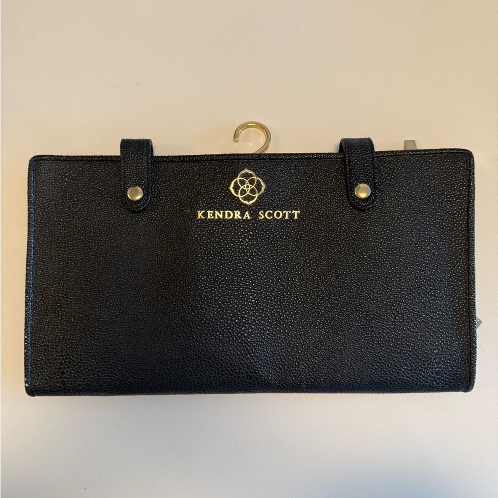Kendra Scott Black Jet Set Travel Organizer